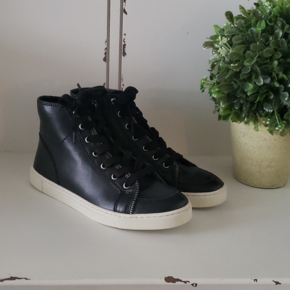 Frye and company High top sneakers leather